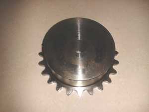 Engrenagem para corrente de rolos